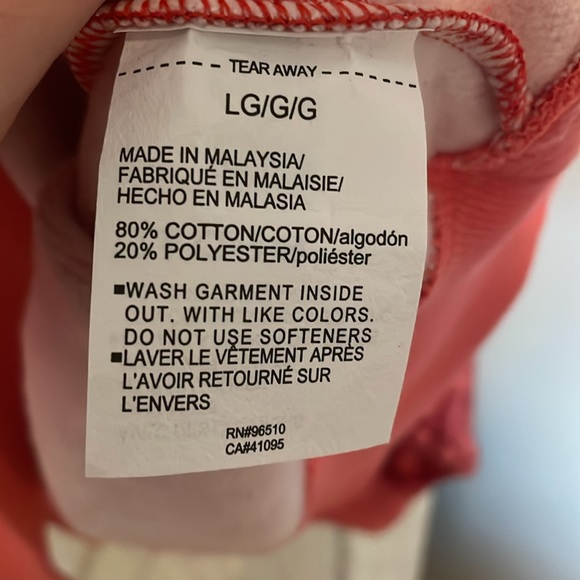 NWT Women’s Under Armour Digital Camo Sweatshirt - Picture 7 of 9